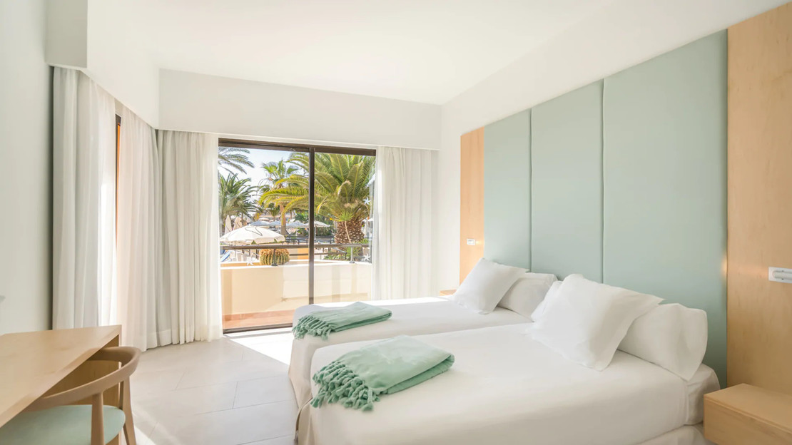 Iberostar Waves Playa Gaviotas